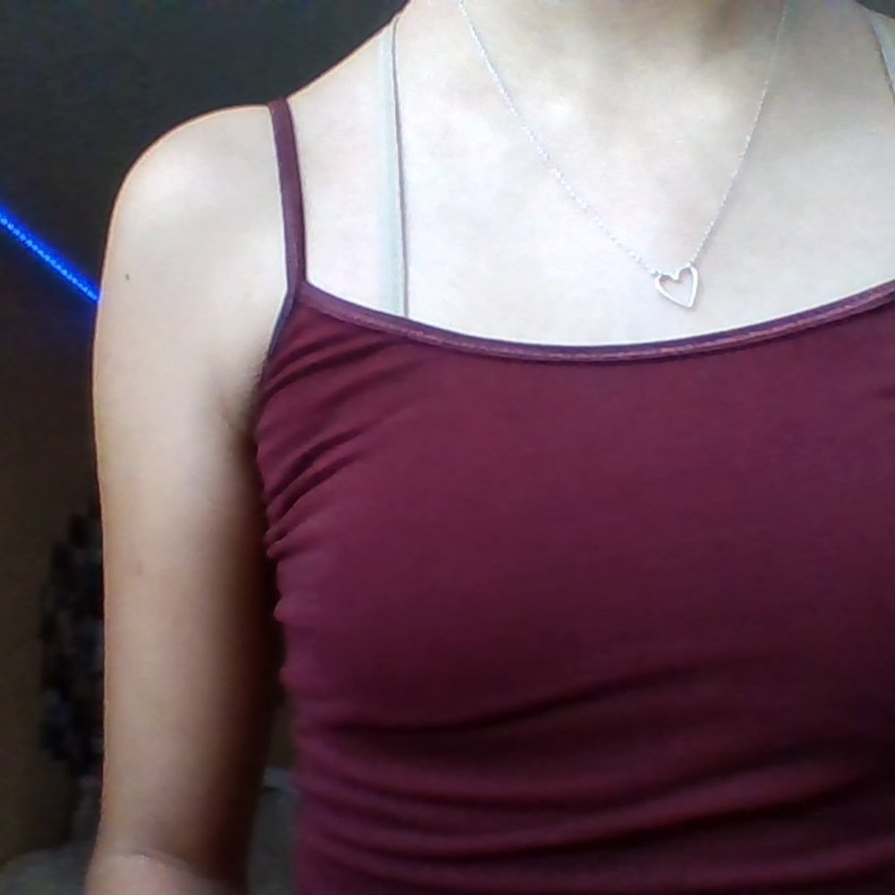 Maroon Tank - Picture 3 of 3